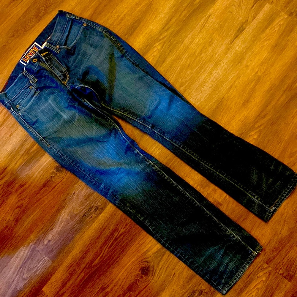 Levi mens jeans
